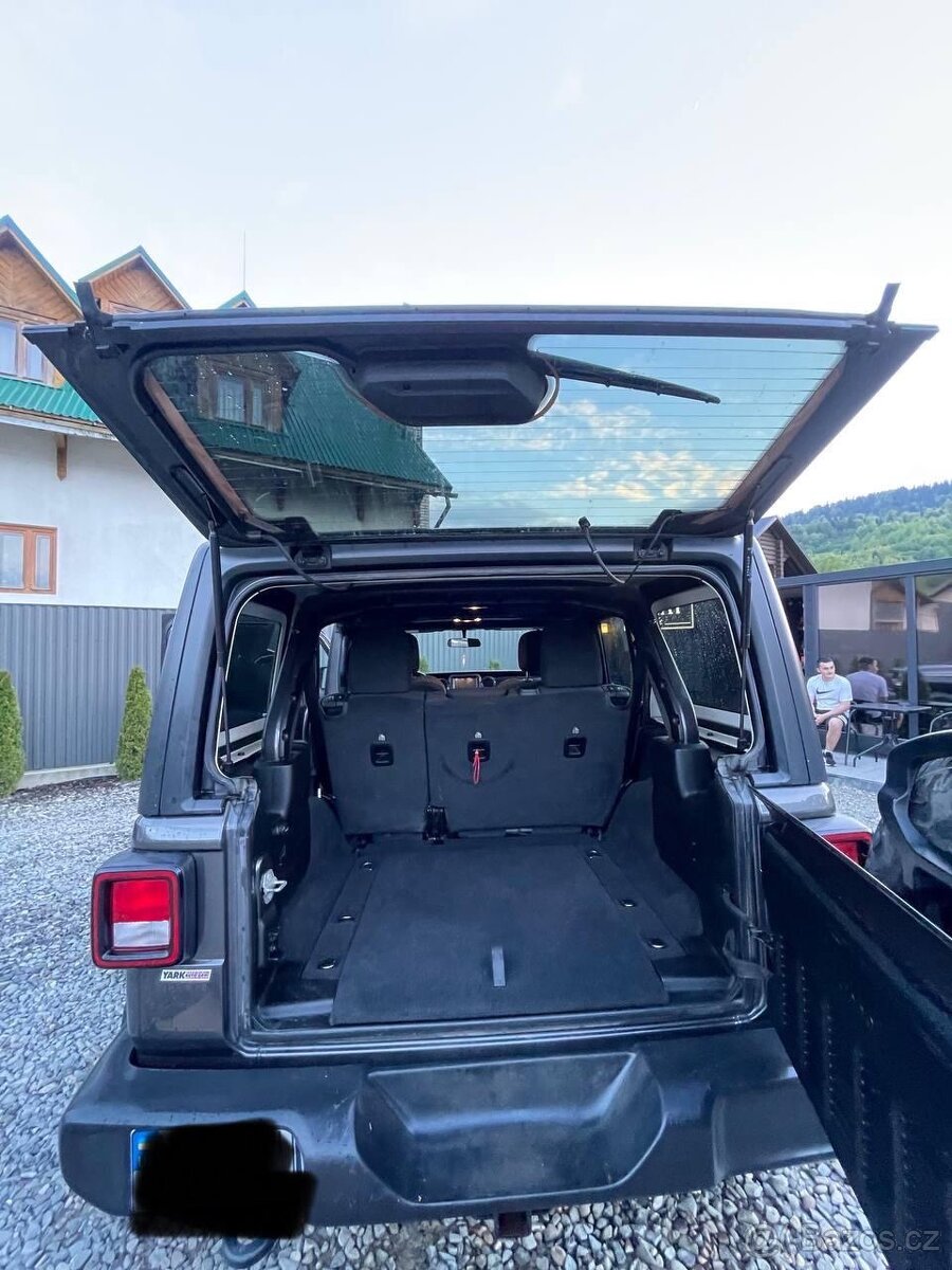 Jeep Wrangler sahara sport 2.0 - 5