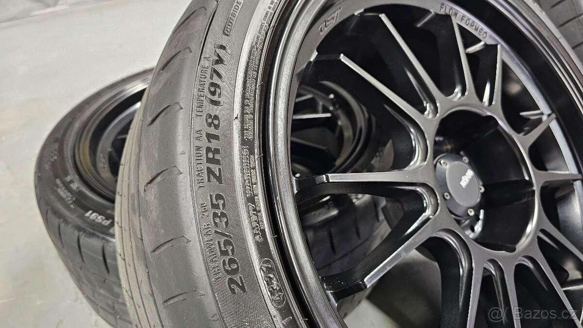 KONIG Hypergram 9,5x18 5X120 ET35 Matte Black 265/35R18 - 5