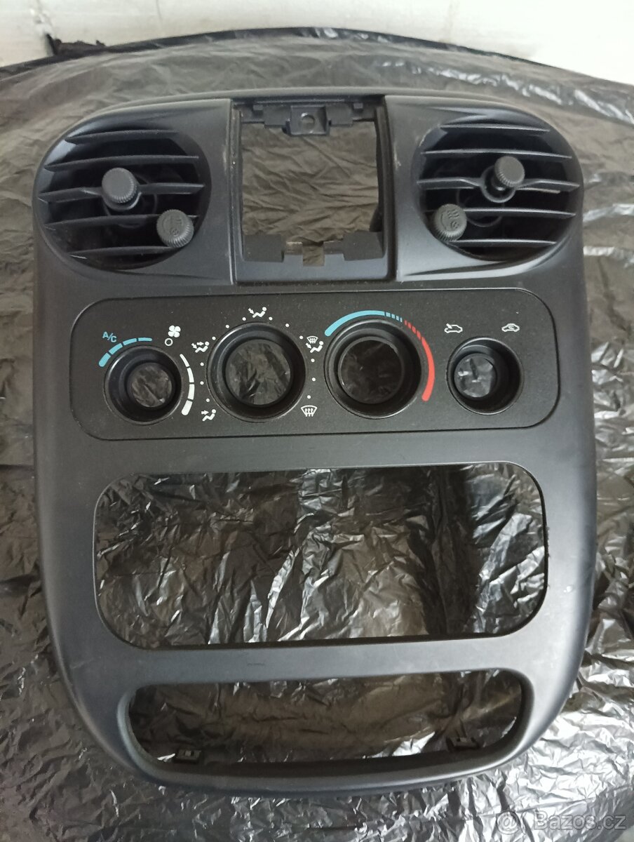 středový panel chrysler Pt cruiser - 5