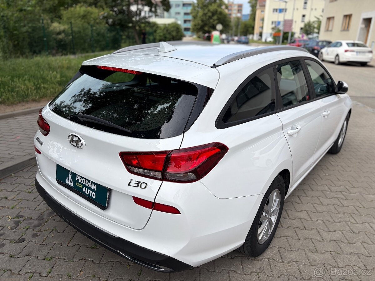 Hyundai i30, 1.6 CRDi automat - 5
