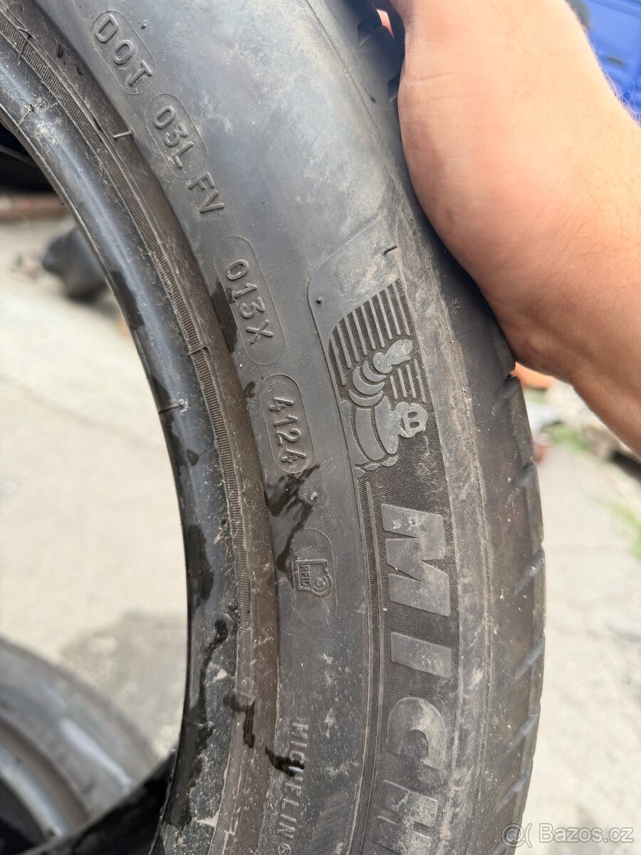 MICHELIN 245/50 r19 - 5