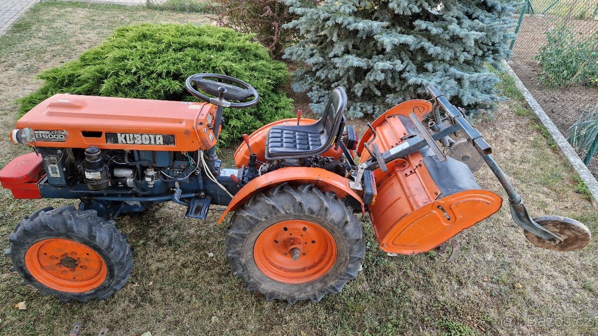Malotraktor Kubota B6000 (4×4) + PRÍSLUŠENSTVO - 5