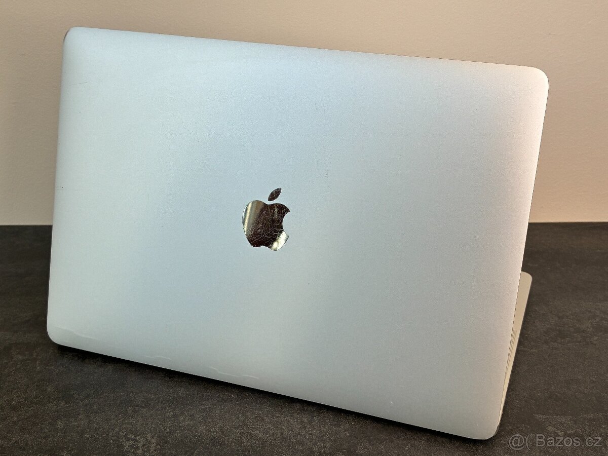 MacBook Pro 13'' 2017 / i5 / 8GB / 128GB SSD - DPH - 5