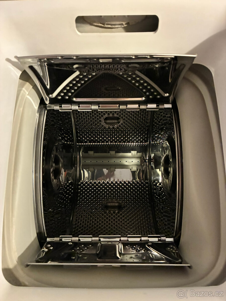 Pračka Whirlpool AWE50610 - 5