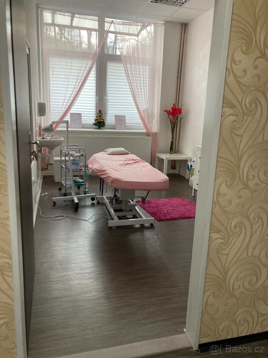 PRONÁJEM PROSTOR PRO SLUŽBY KOSMETIKY, MANIKURY - 14m2 - 5