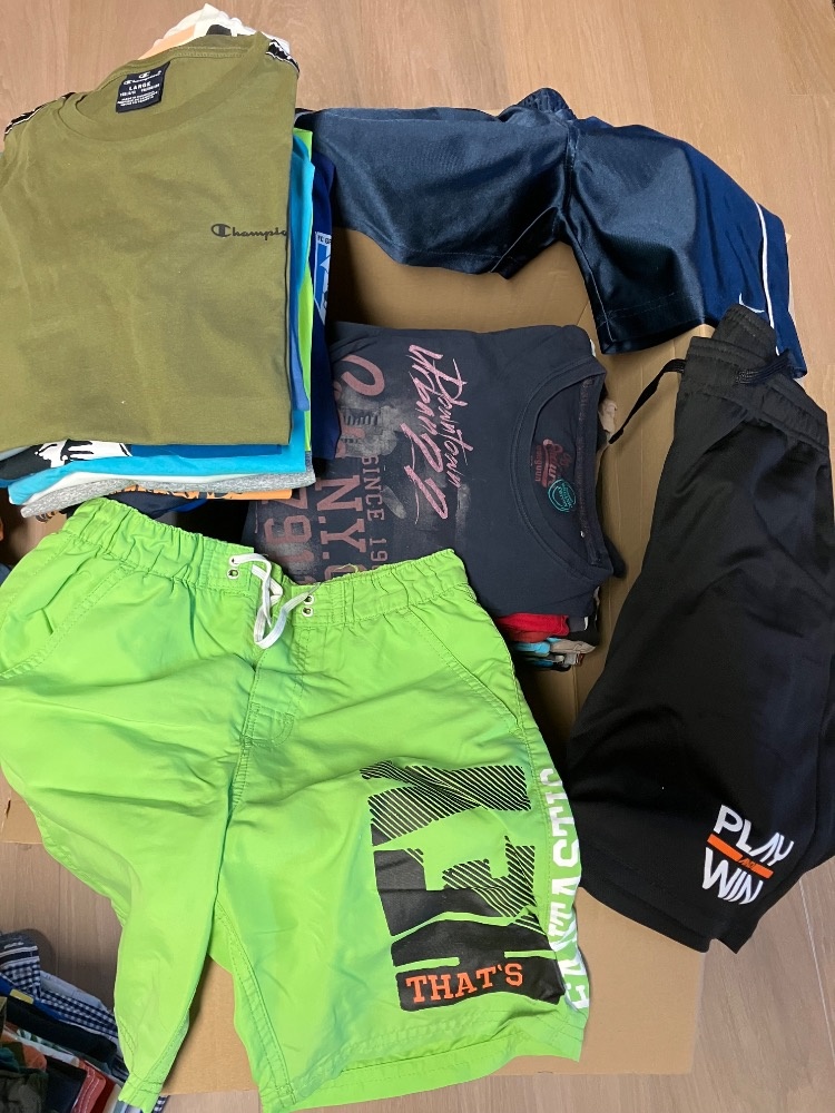 Chlapecké džíny, trička, kraťasy - 5