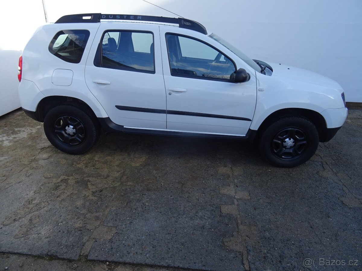 Dacia Duster 1.6i,84kW,1majČR,S.kni,klima - 5