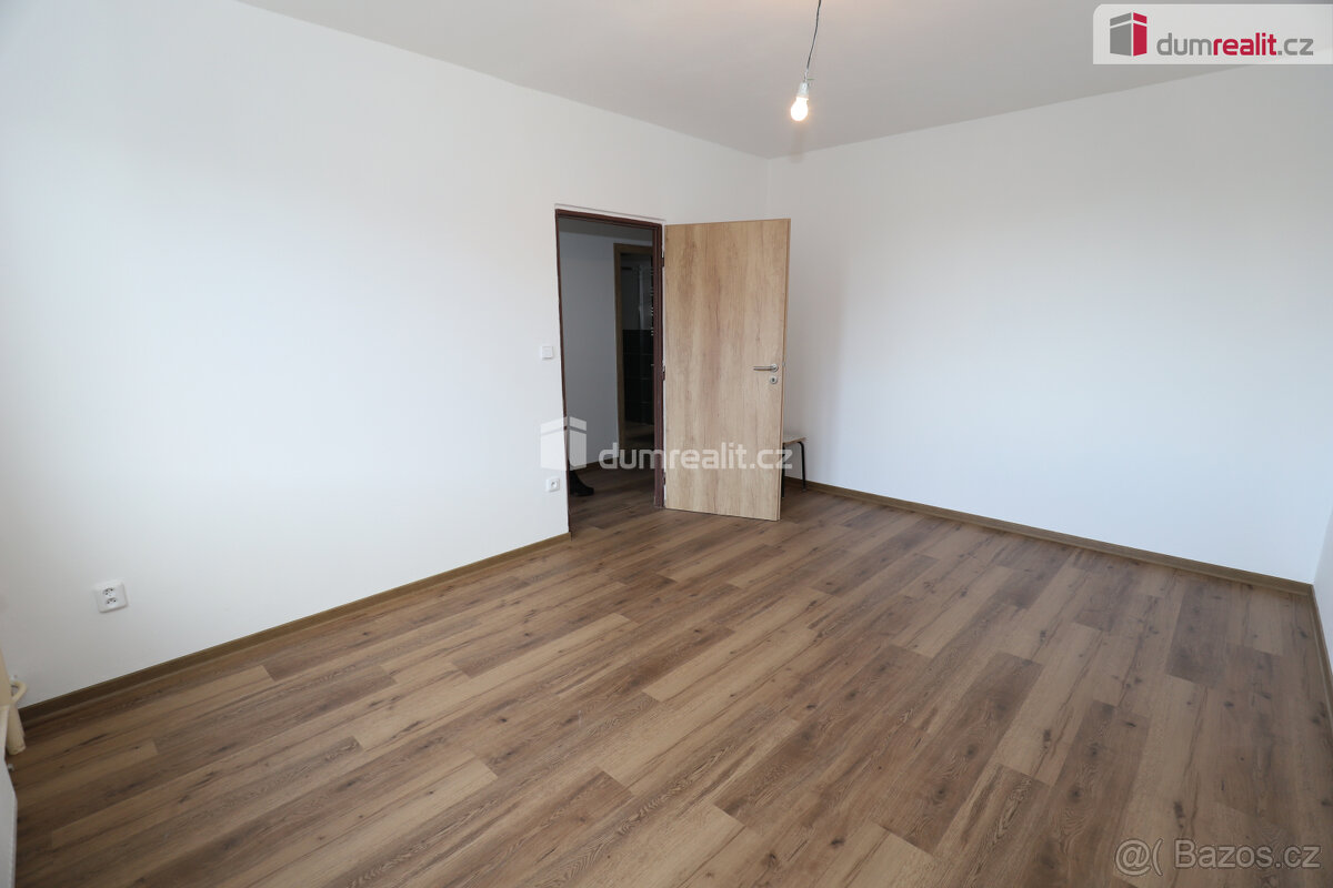 Krásný slunný byt 1+1 po kompletní rekonstrukci v panelovém - 5