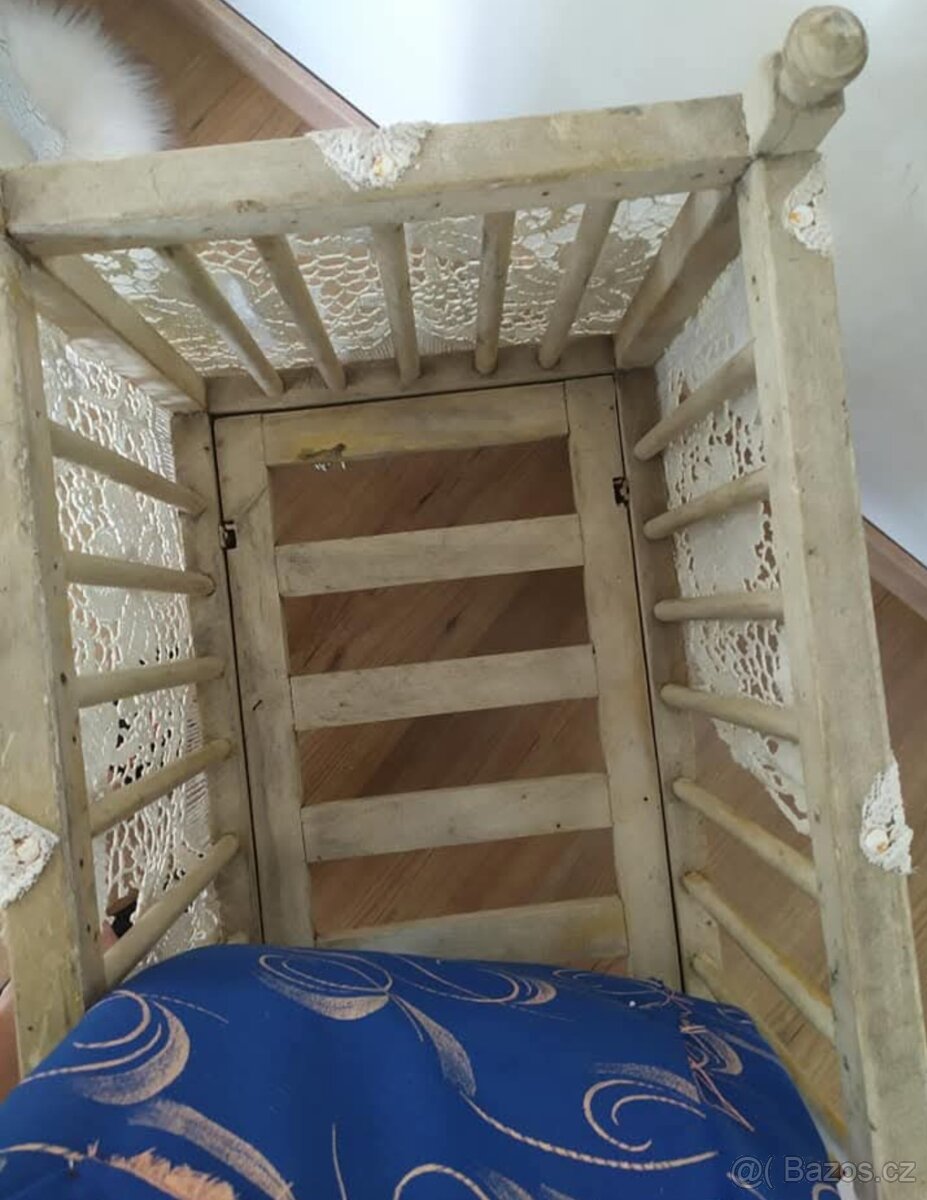 Starožitná postýlka - 5