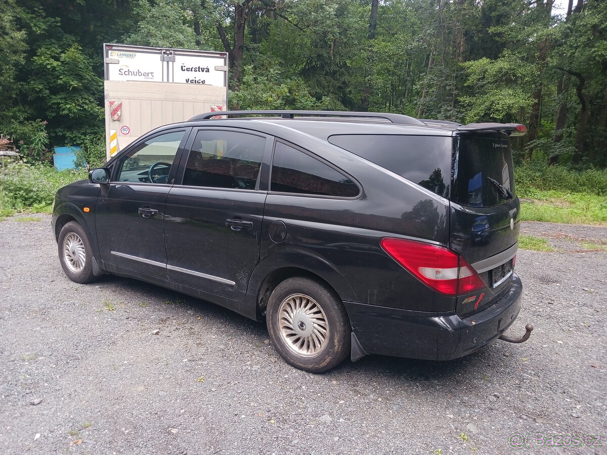 Ssangyong rodius - 5