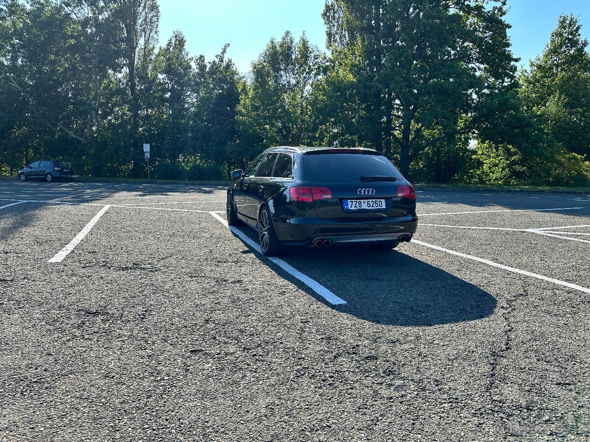 AUDI S6 5.2 V10 - 5