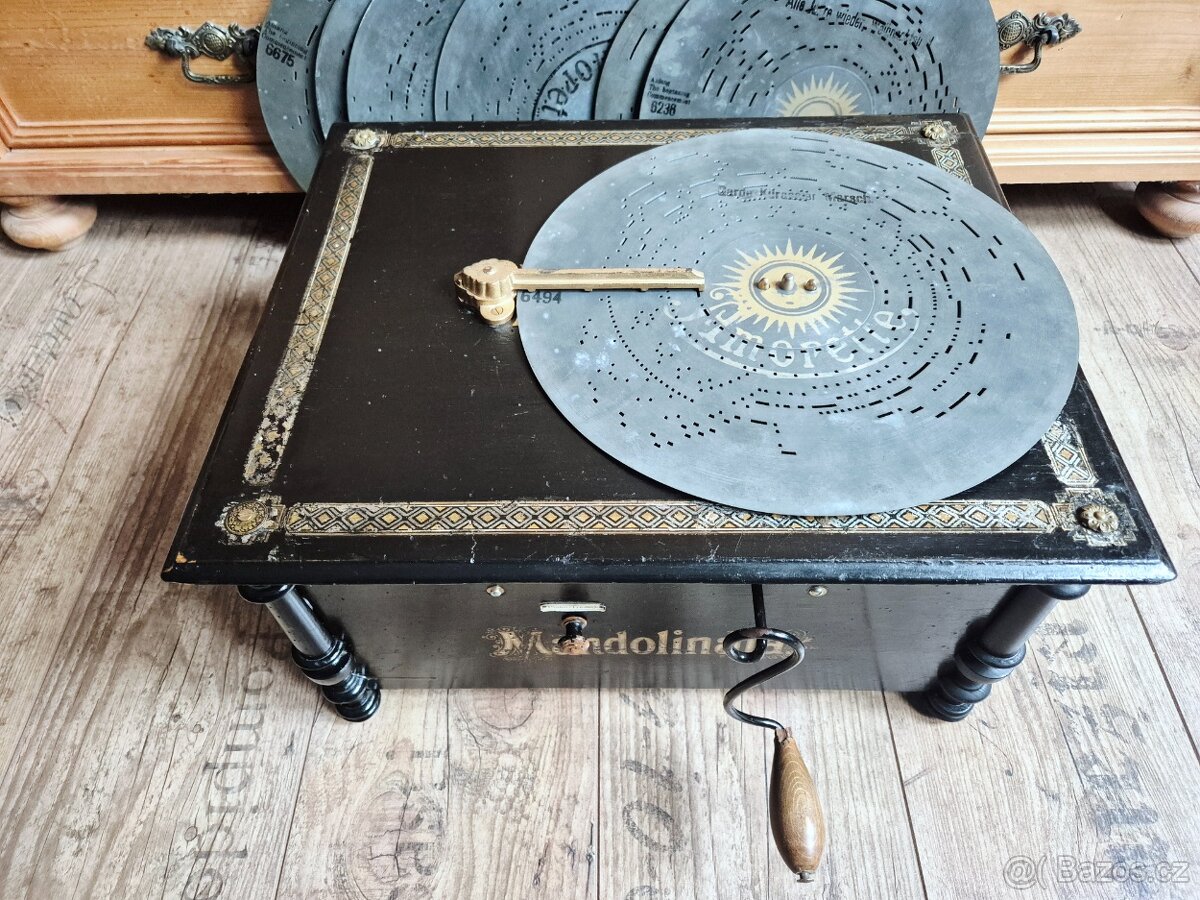 Starožitný hrací stroj, flašinet Mandolinata, Amorette, 1898 - 5