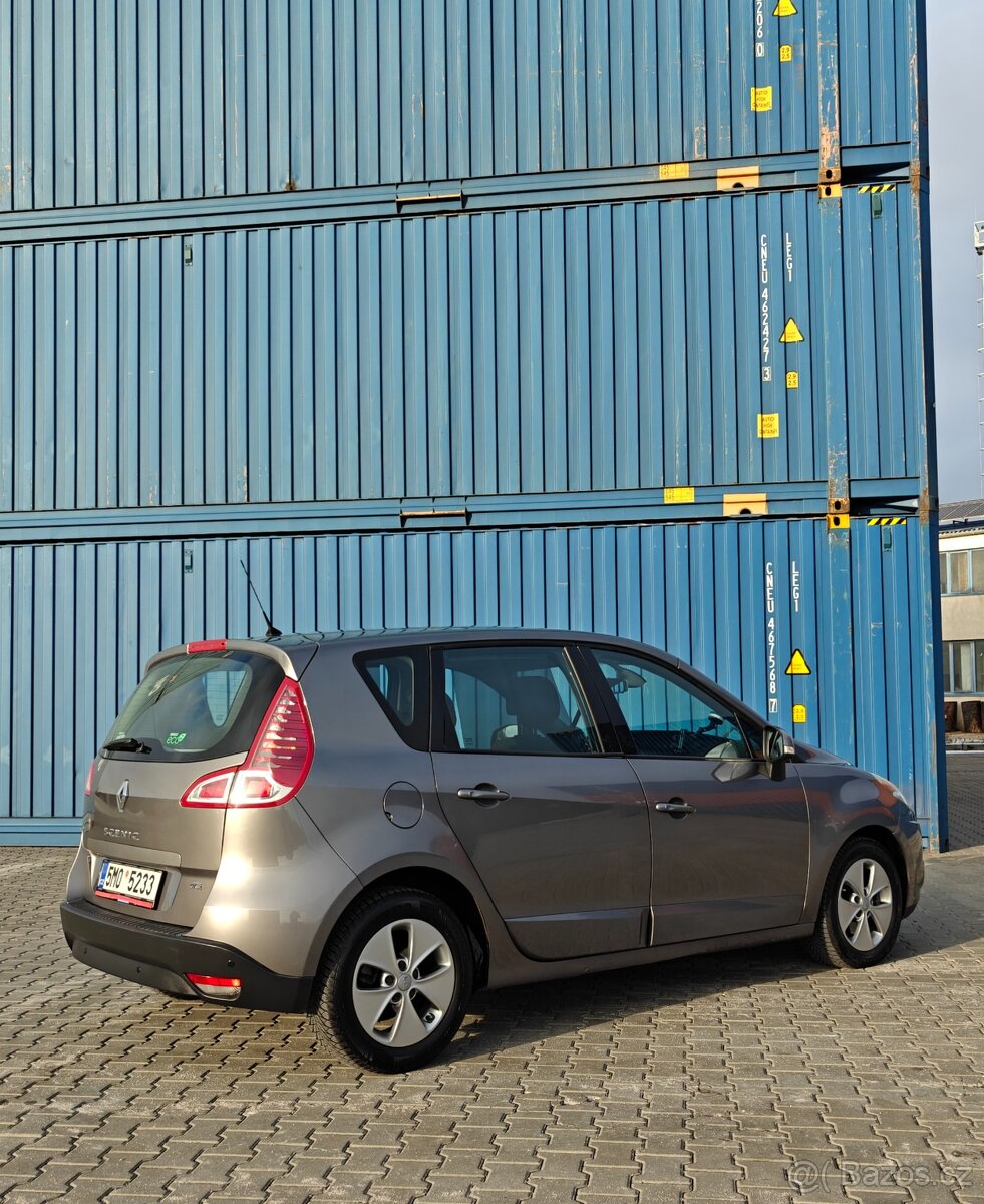 Renault Megane Scénic DCi - 5