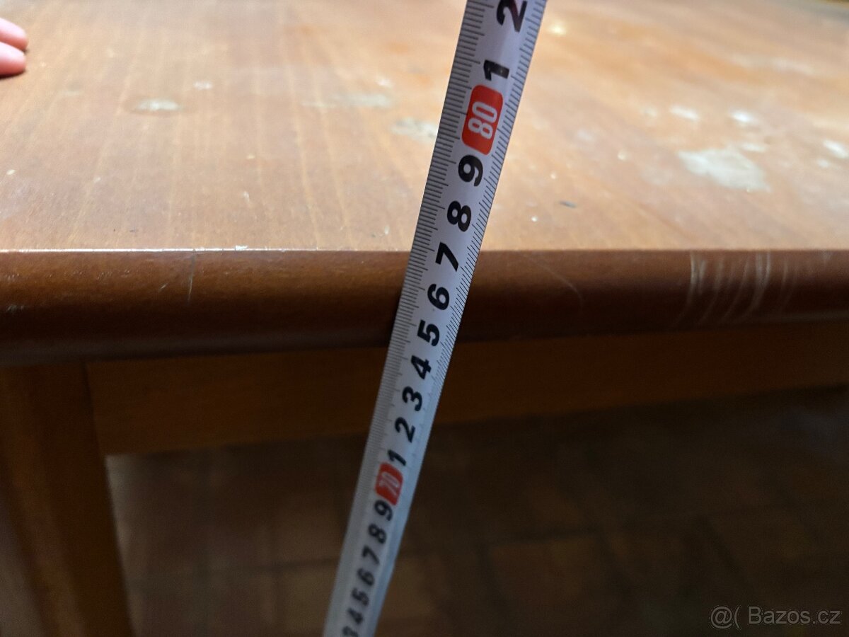 Dřevěný stůl - 5