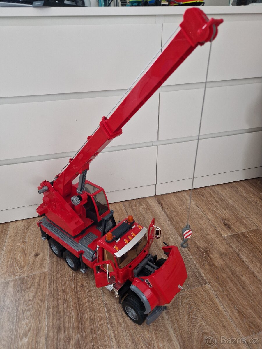 Prodám Bruder autojeřáb - 5
