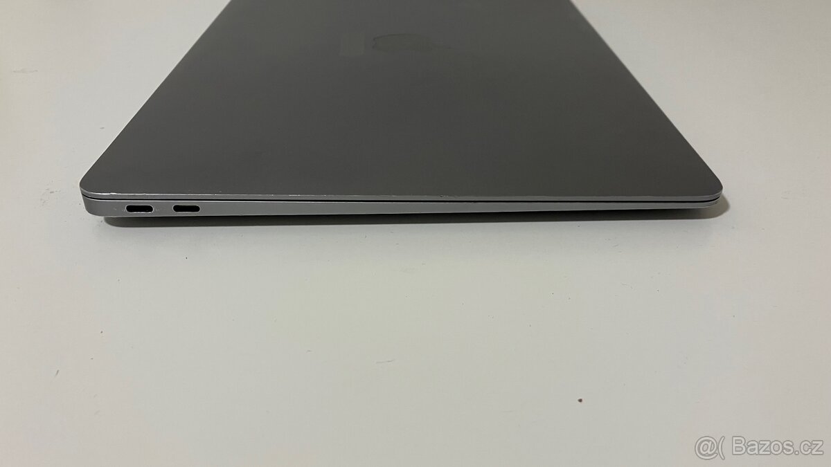 Macbook Air 13” 2020 M1 šedý - 5