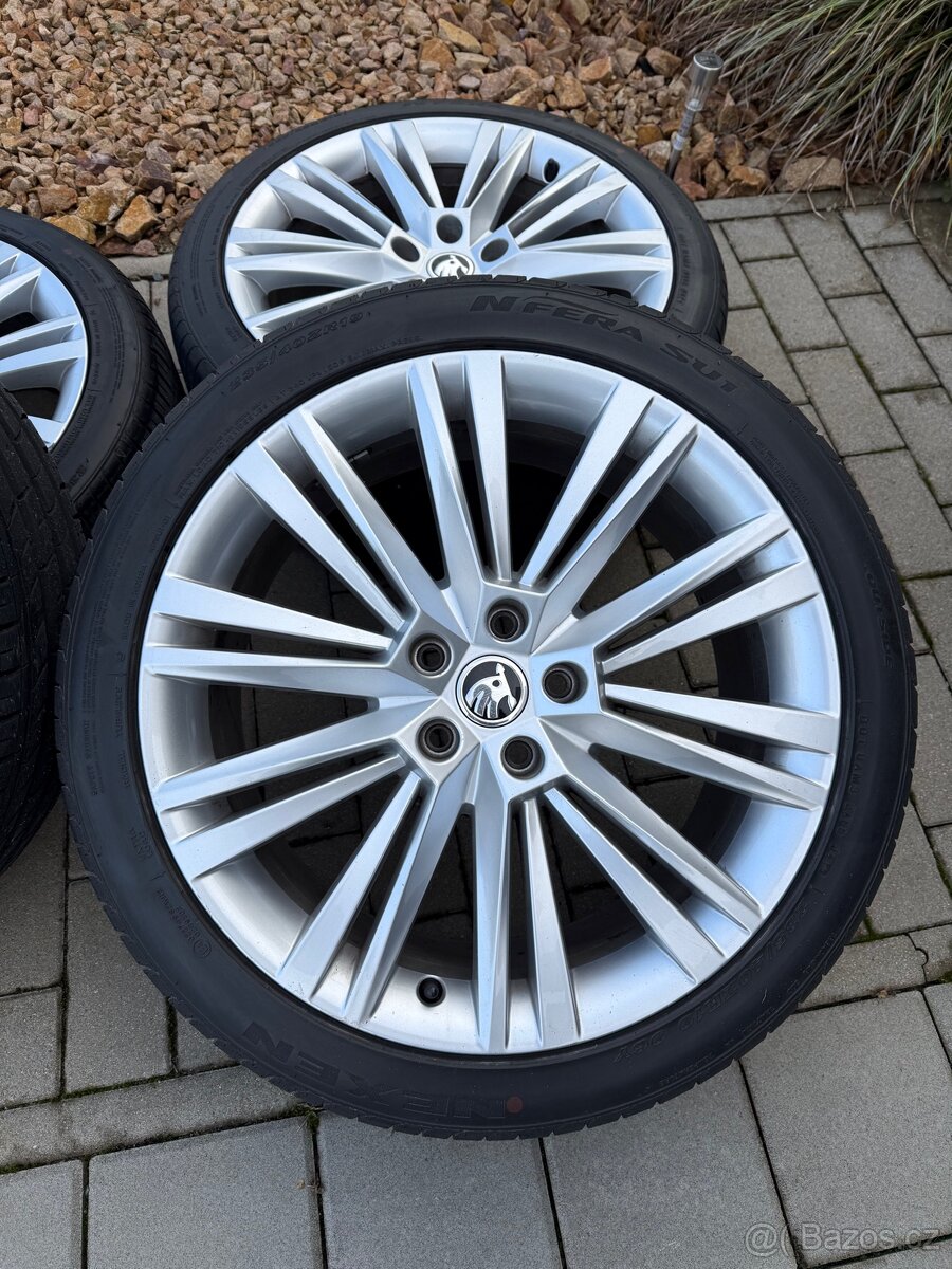 SLEVA-10k R19 5x112 Škoda Superb originál - 5