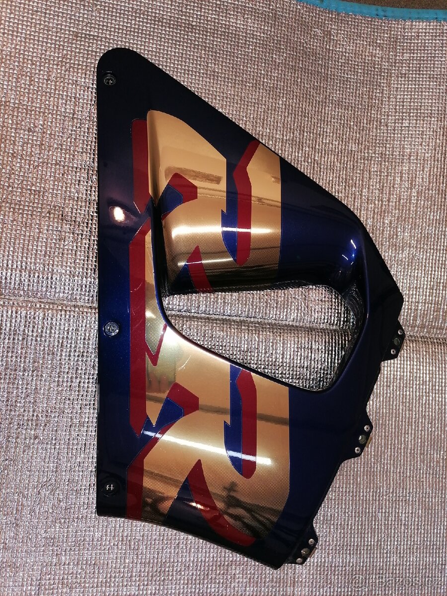 Honda CBR 900 RR - 5