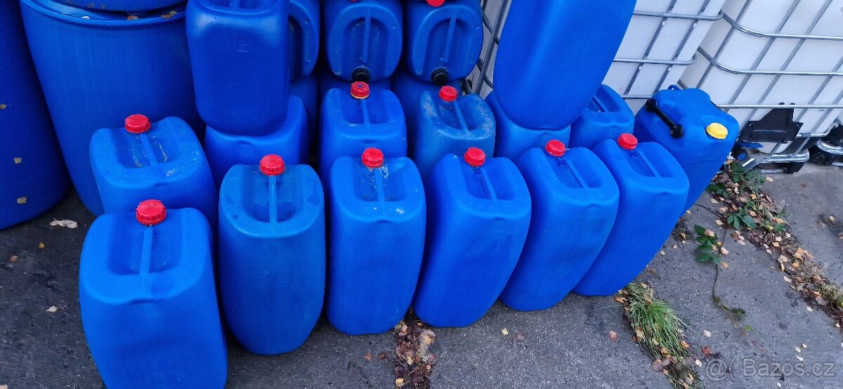 Kanystry 25,30 a 60 litrů - 5