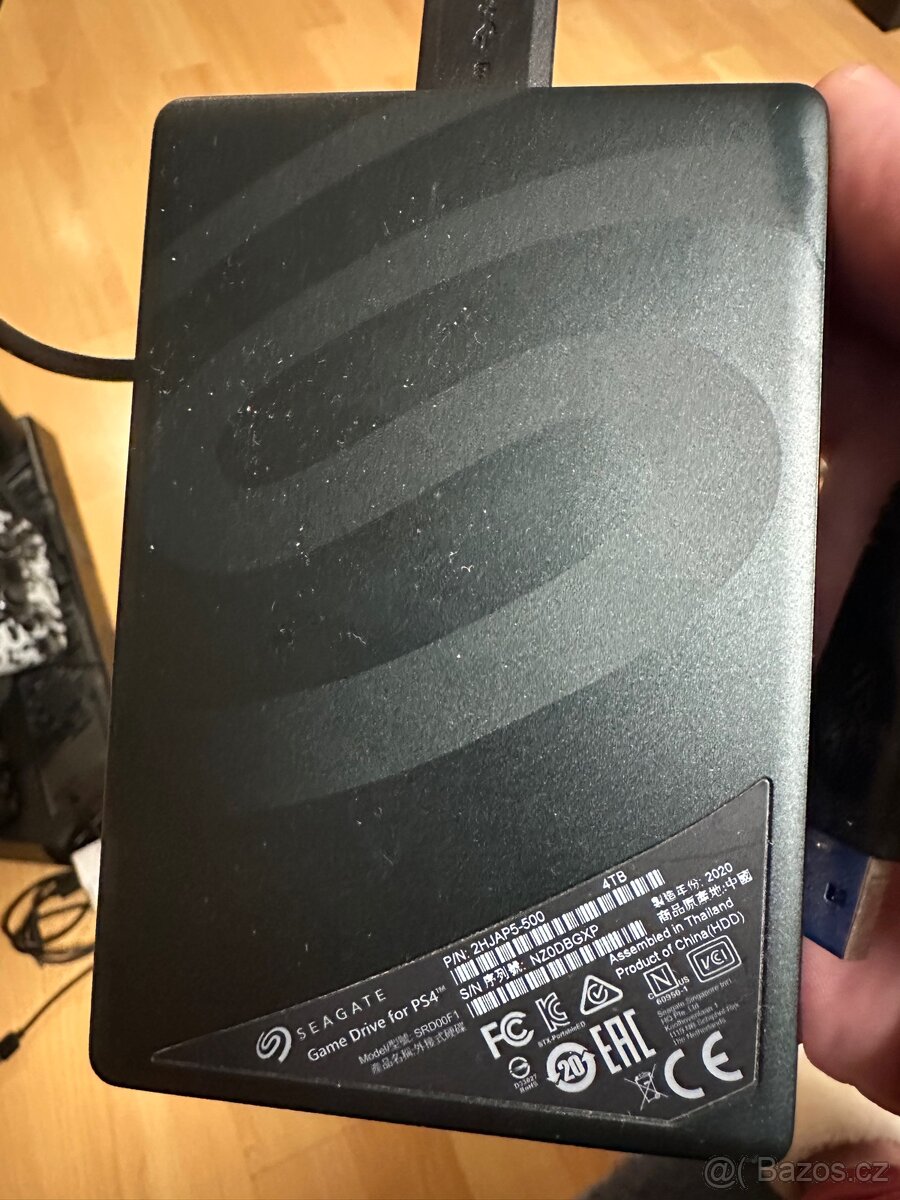 PS4+VR+ovladače+12her - 5