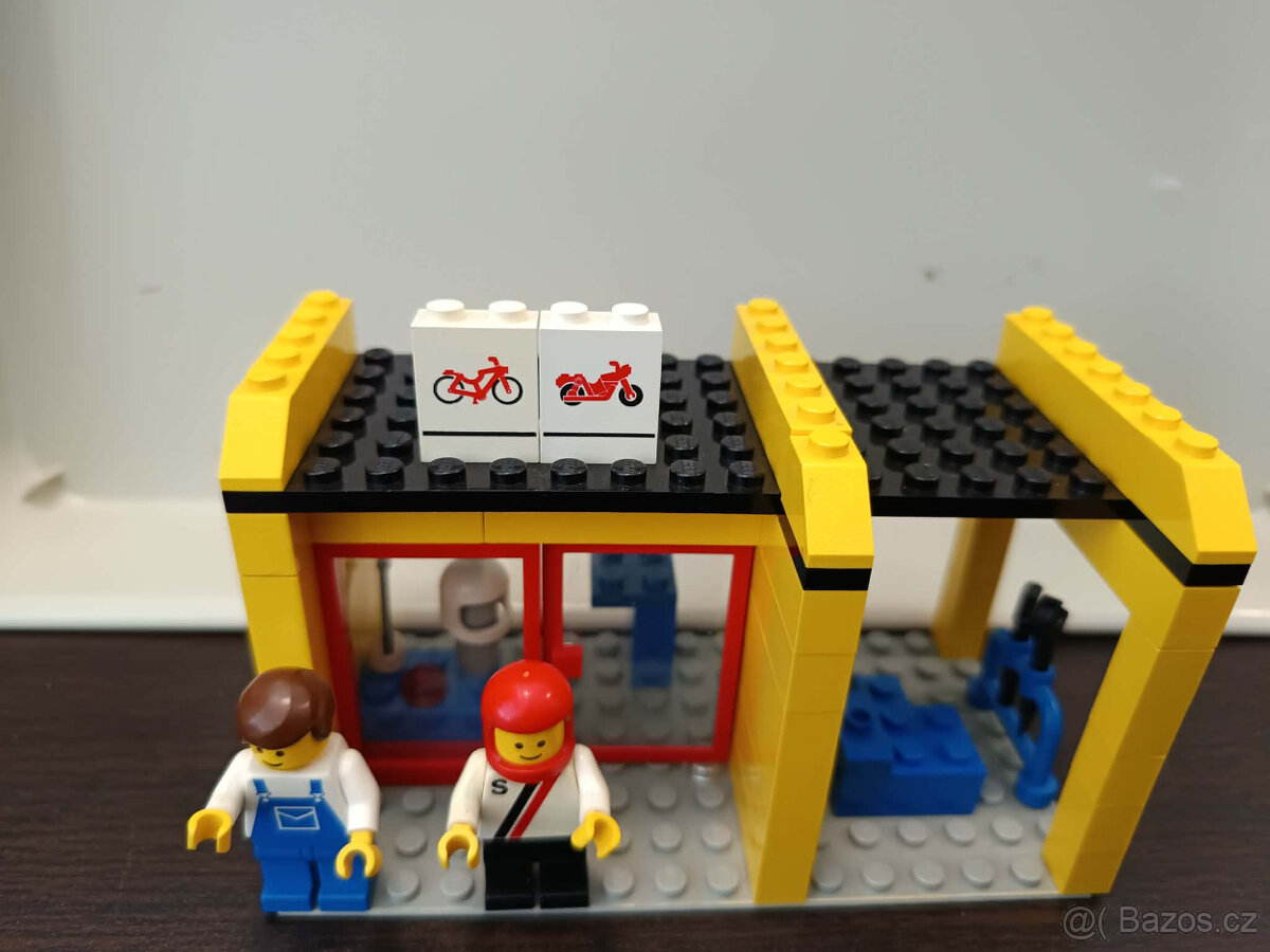 LEGO Town 6699 Cycle Fix-It Shop - 5