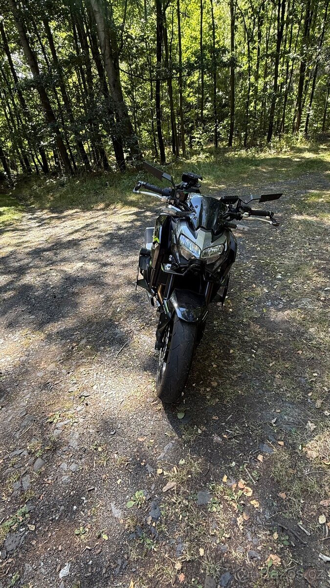 Kawasaki Z900 - 5