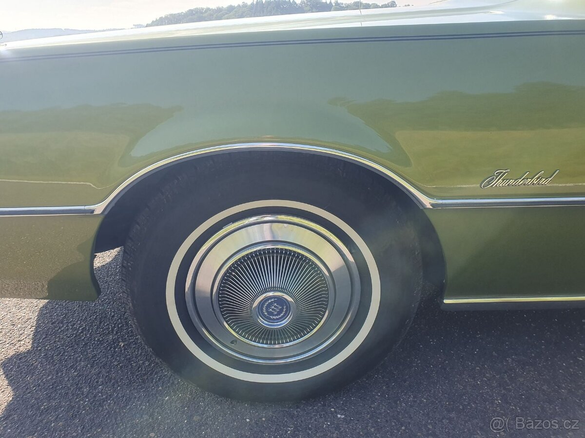 1973 Ford Thunderbird - 5