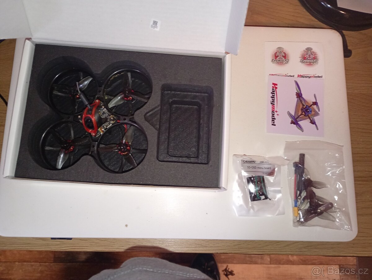 FPV dron MOBULA 8 - 5