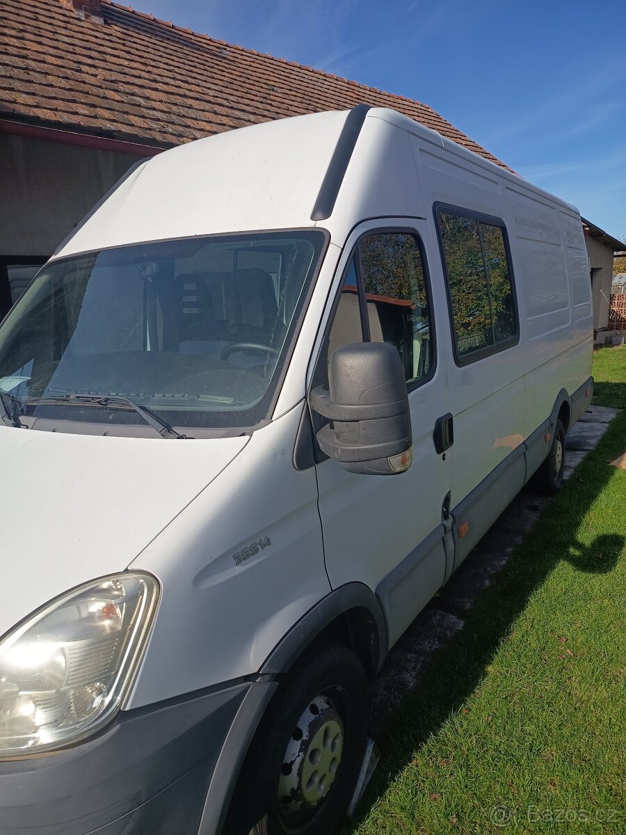 IVECO DAILY-R.V.2011--6.míst - 5