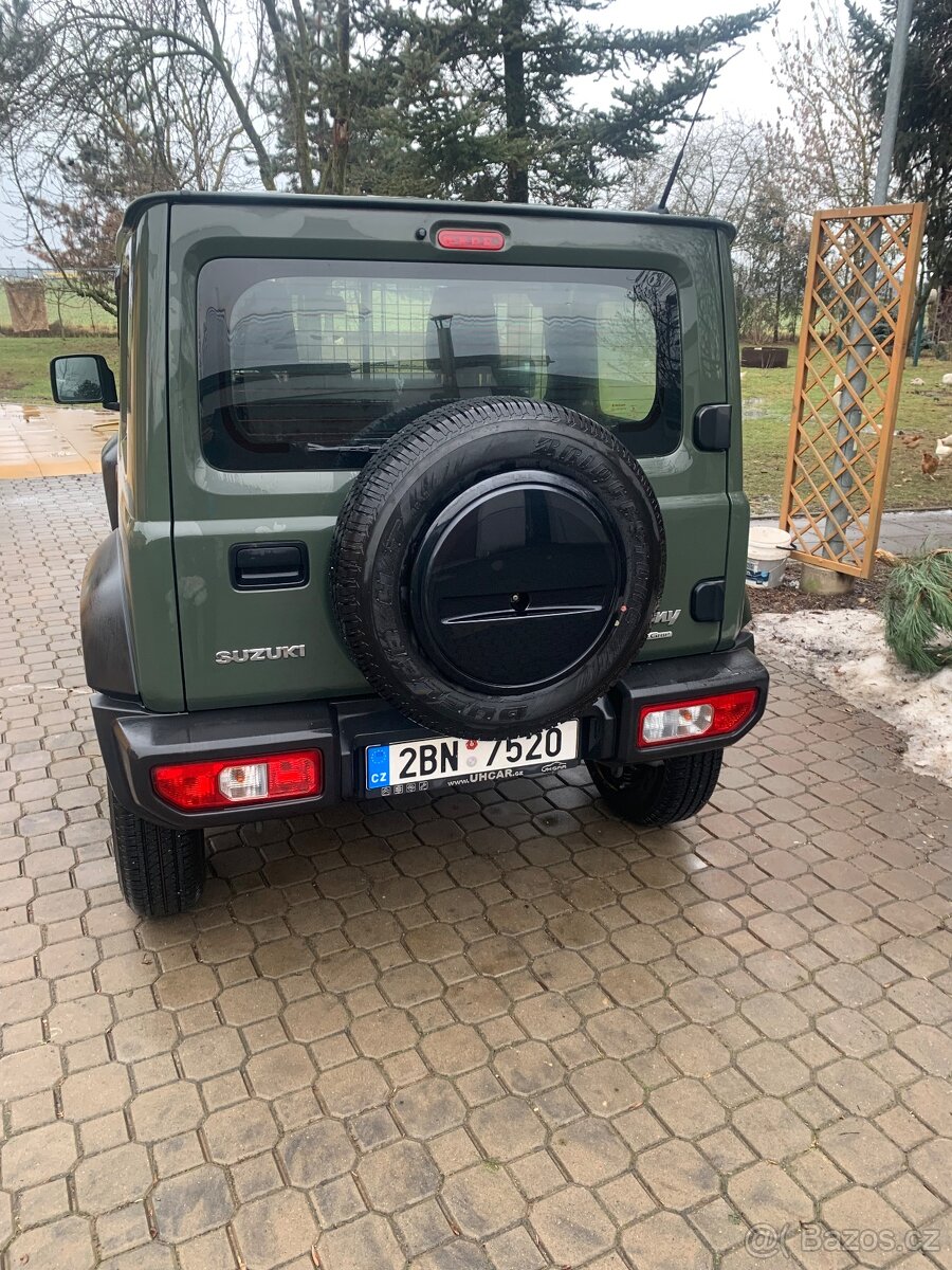 Suzuki Jimny 1.5 - 5
