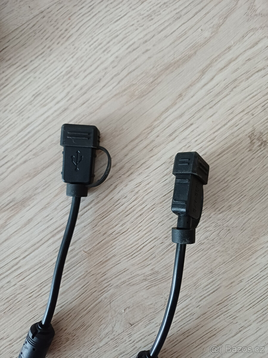 USB zásuvka na moto - 5