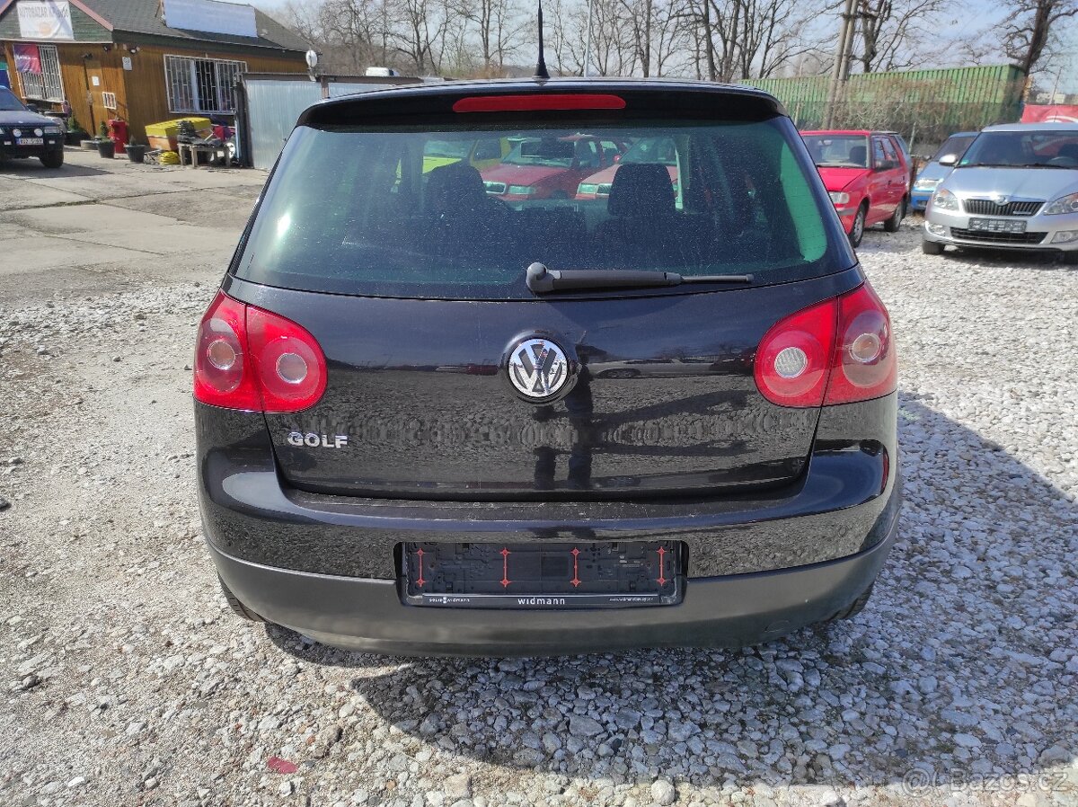 Volkswagen Golf V, UNITED, VELICE PĚKNÝ - 5