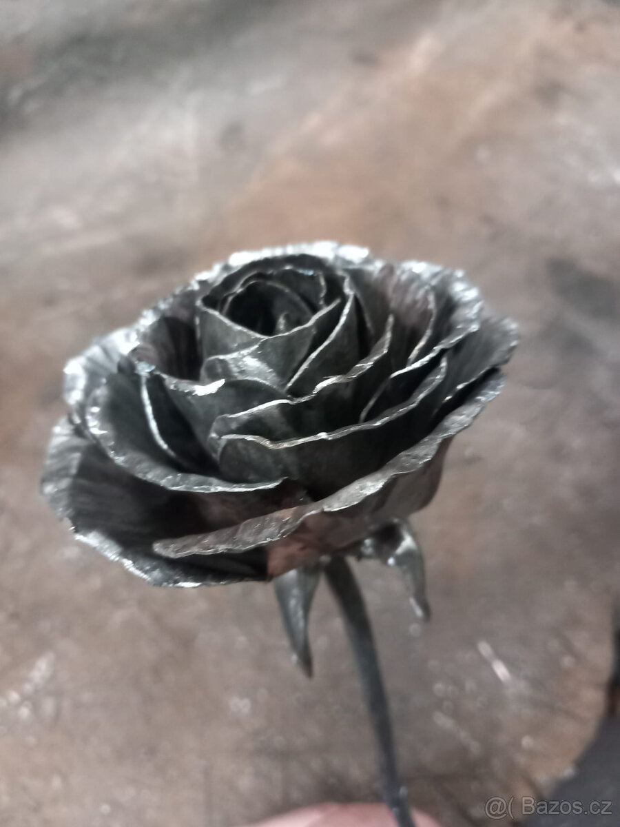 Kovaná růže - 5