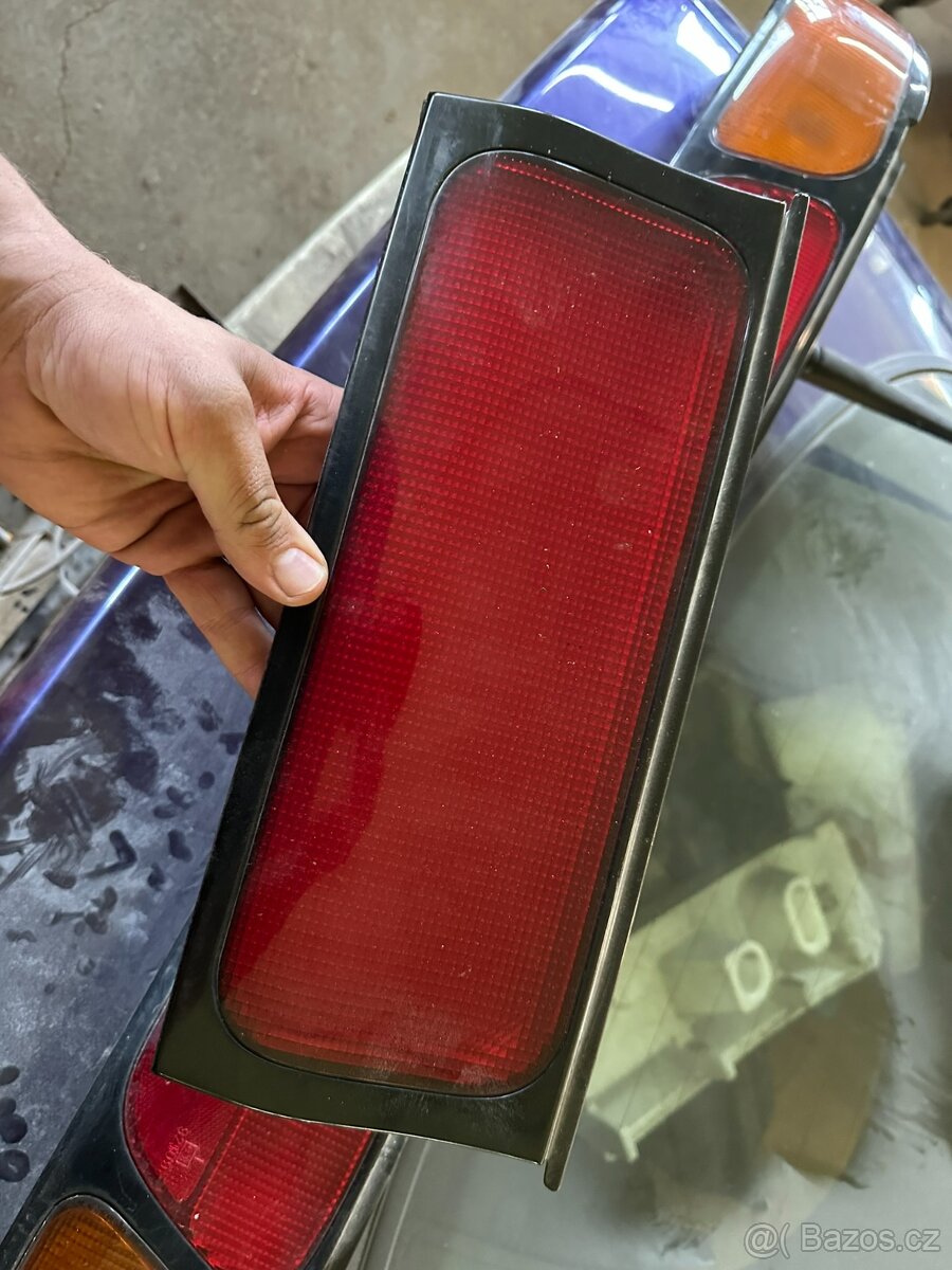 Ford Probe - zadní světla - 5