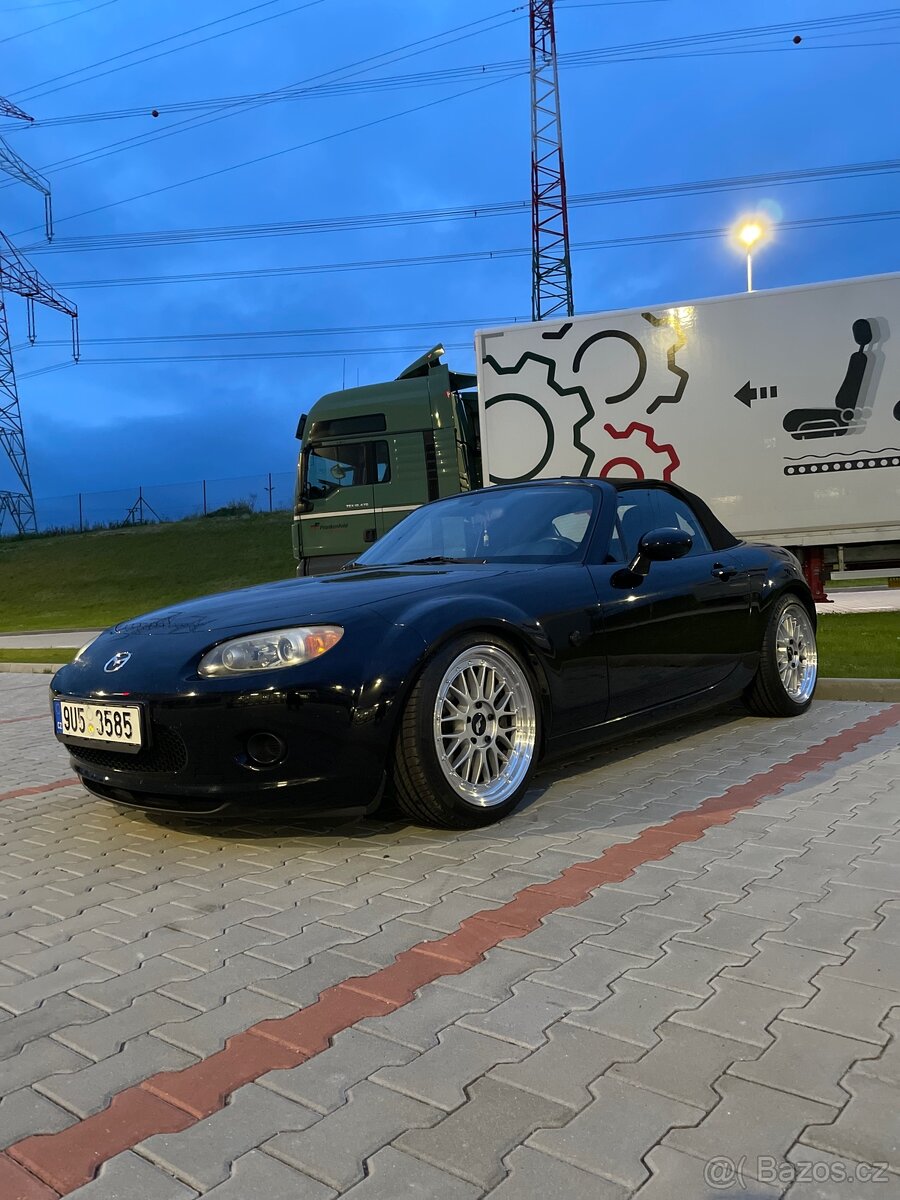 Mazda MX5 - 5