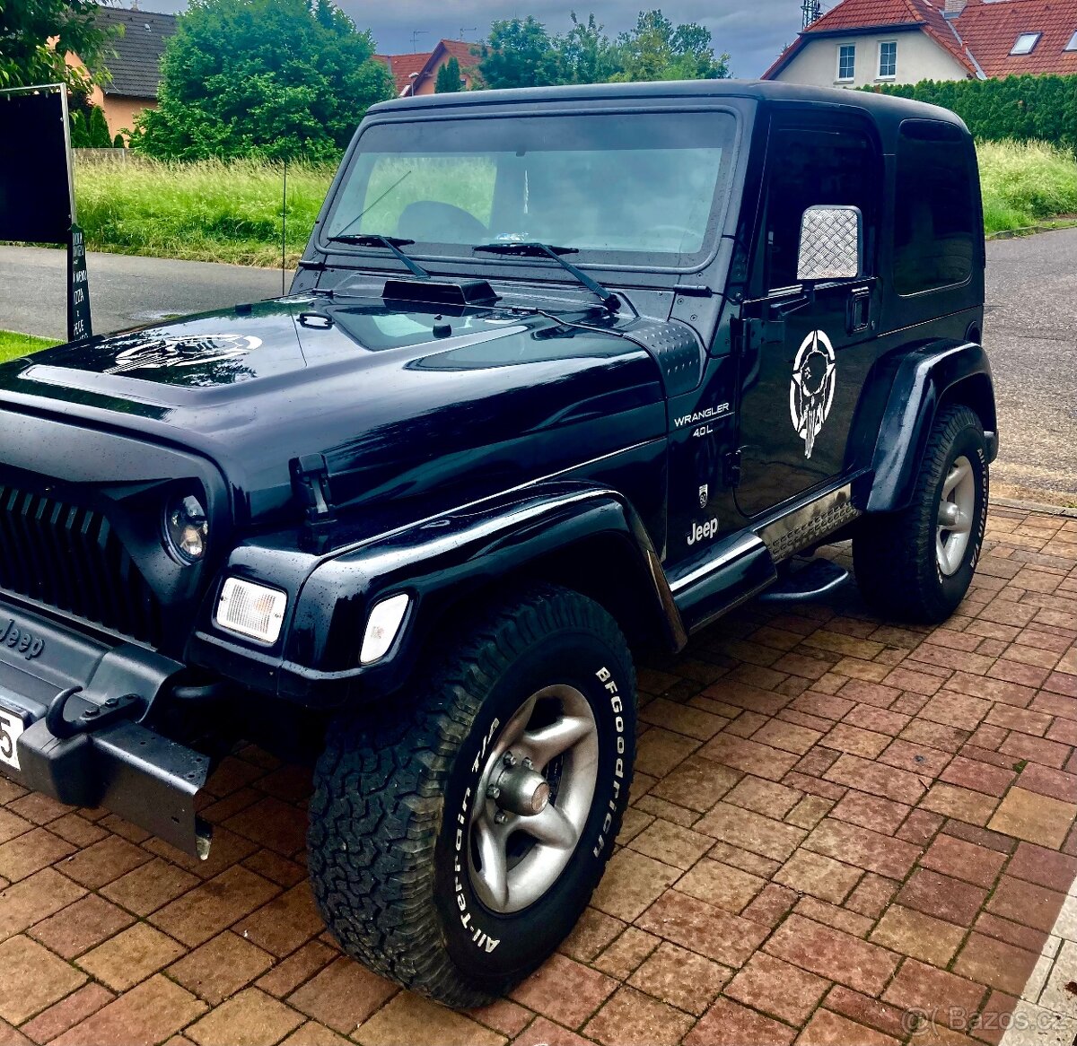 Jeep Wrangler 4.0L V6 TJ 4X4 evropská verze