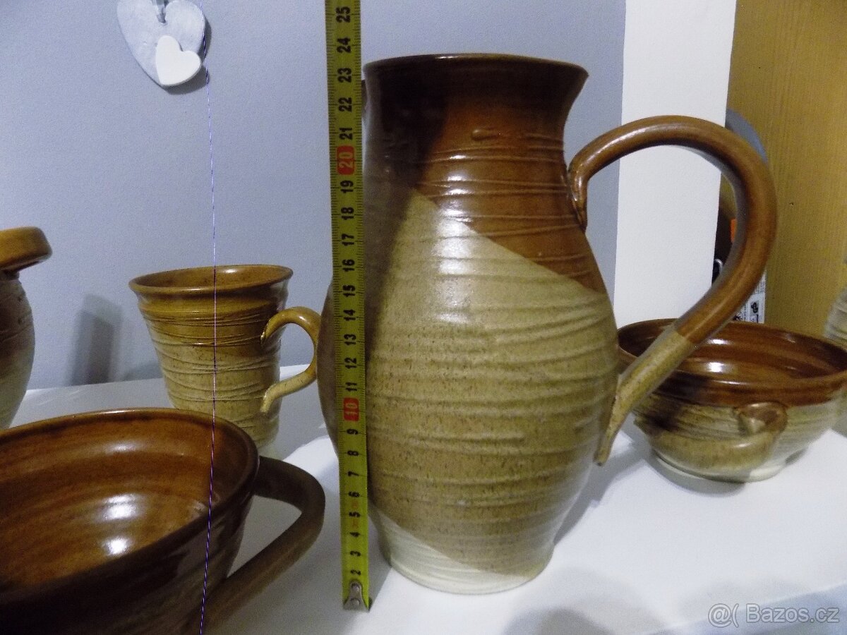 KRÁSNÁ KERAMICKÁ SOUPRAVA - 5