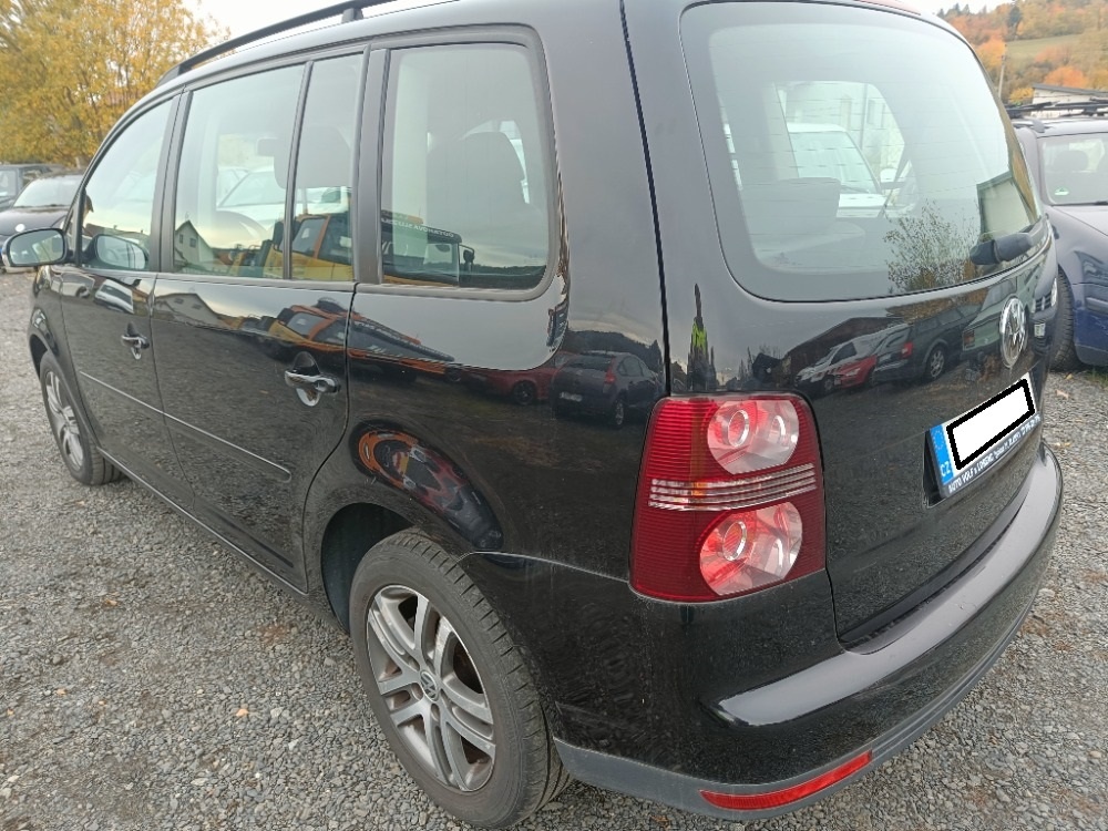 VW Touran 1,9 TDi 7-míst - 5