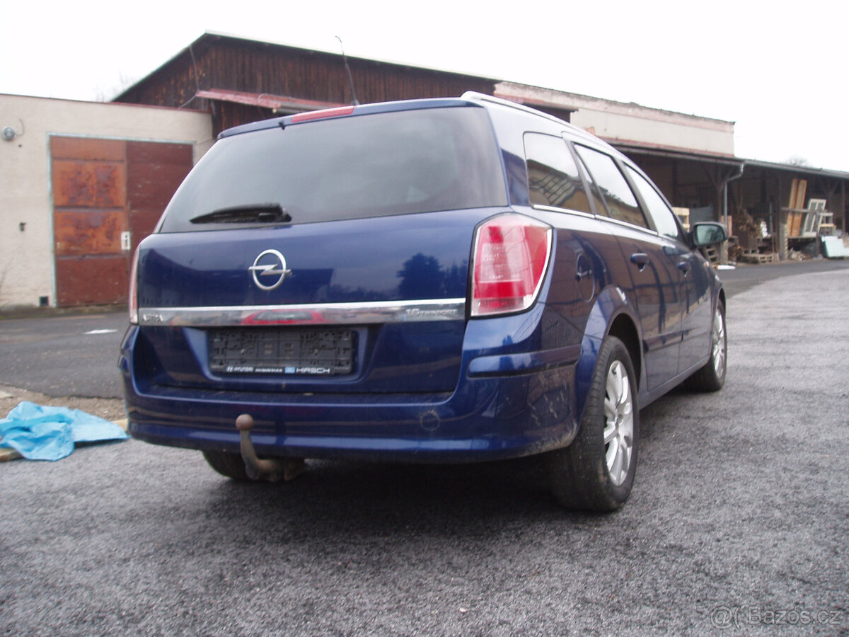 Opel Astra Combi 1.6 16V 77kW r.v.2005 - 5