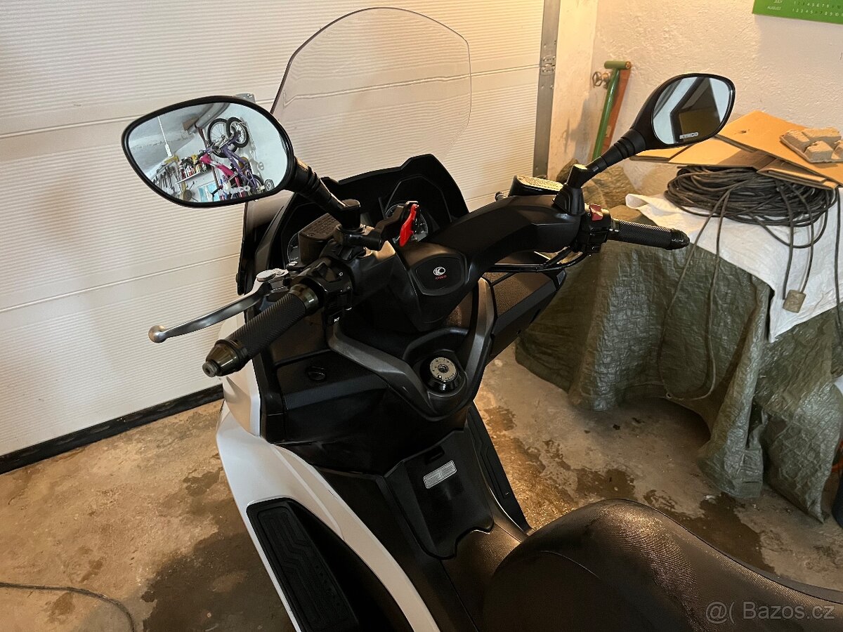 Kymco x town 125i - 5