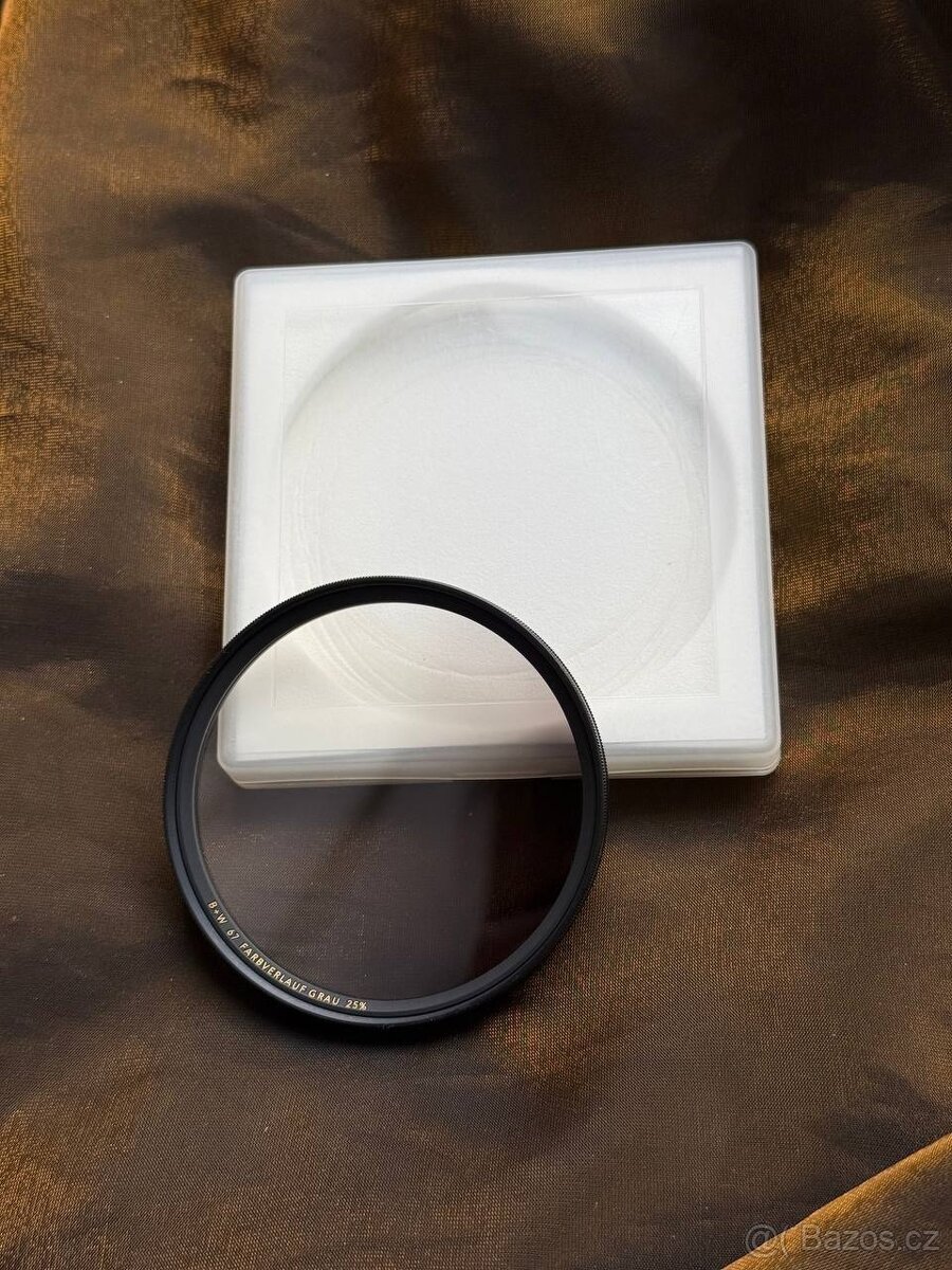 B+W přechodový filtr 702 šedý 25% MRC 67 mm - 5
