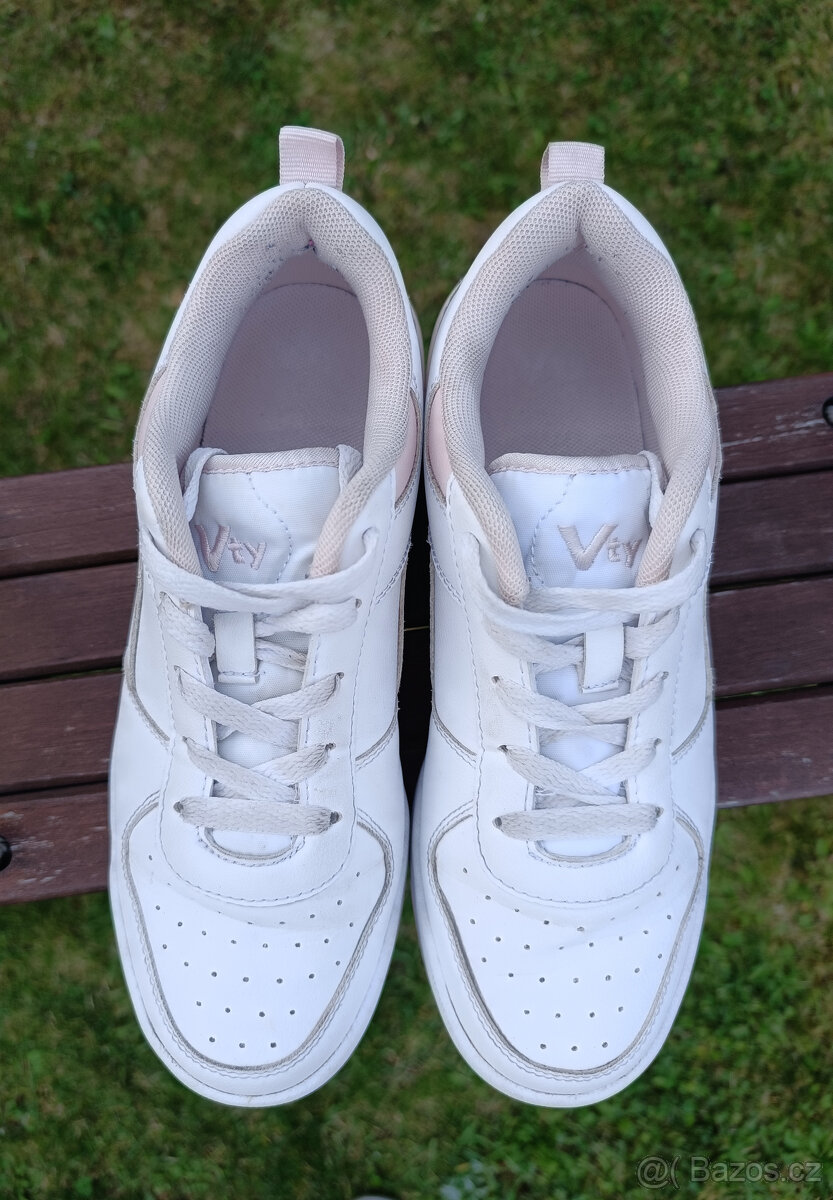 BOTASKY/TENISKY Vty 39 - 5