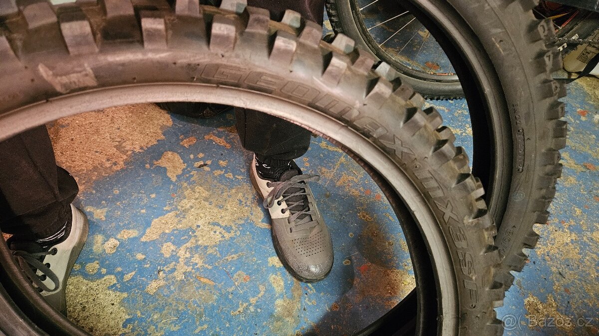 Mx pneu 80/10-21 - 5