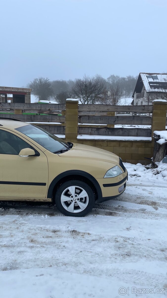 Škoda Octavia 2 1.9TDI 4x4 - super stav - 5