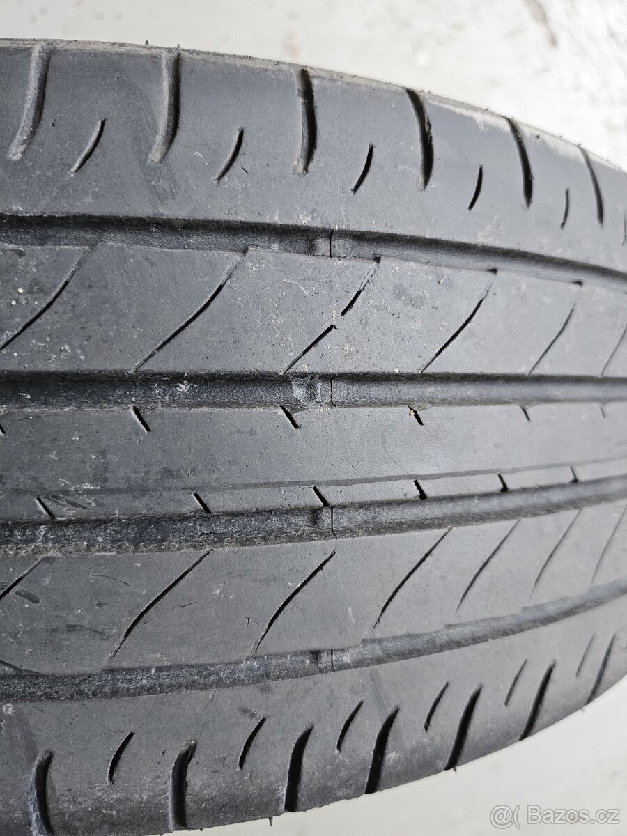 Letni pneu 225/45 R18 - 5