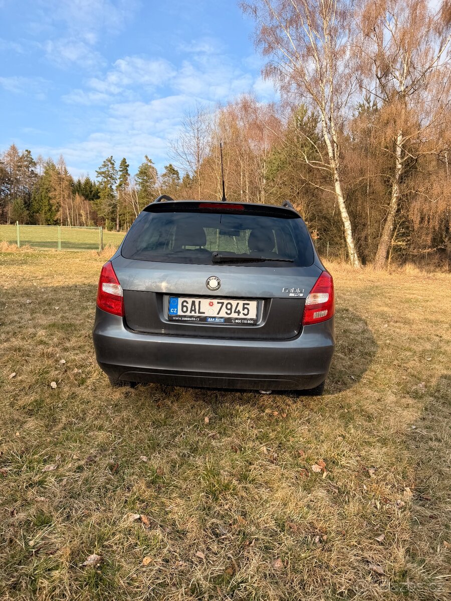 Škoda Fabia II - 5