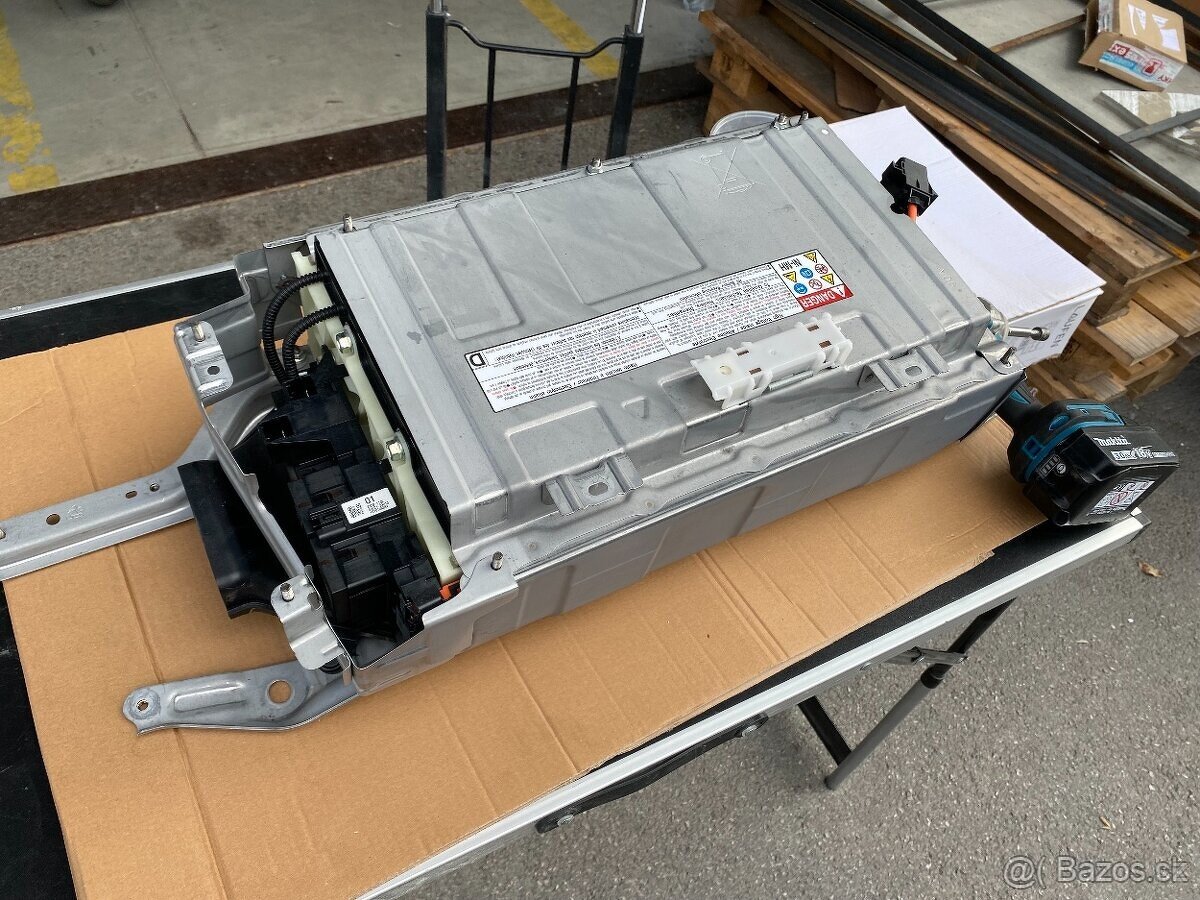 Prius Yaris Auris Corolla Lexus články Hybrid baterie - 5