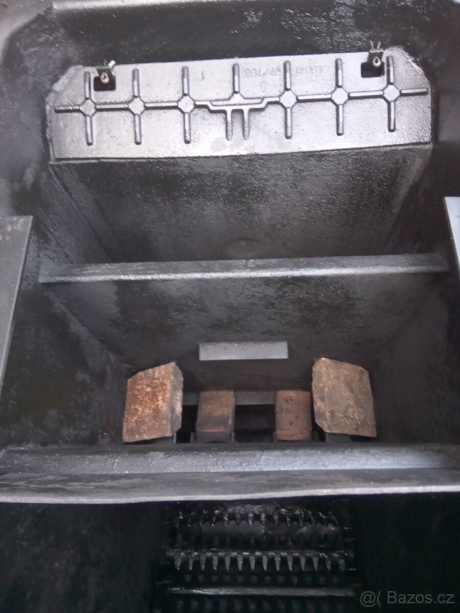 Kotel na tuhá paliva Dakon DOR 4F 24 - 5