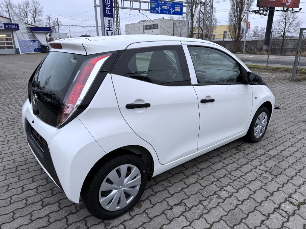 Toyota Aygo, 1.0i 51 kW klima, serviska - 5