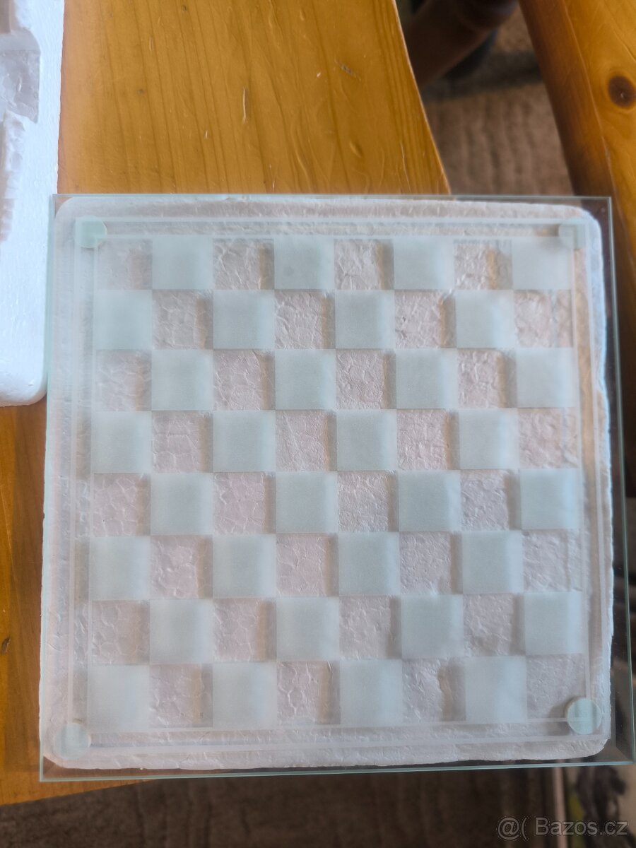 Skleněné šachy - 5